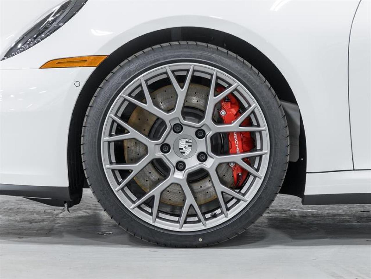 2026 Porsche 911  Photo4