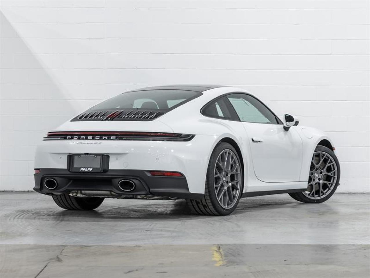 2026 Porsche 911  Photo