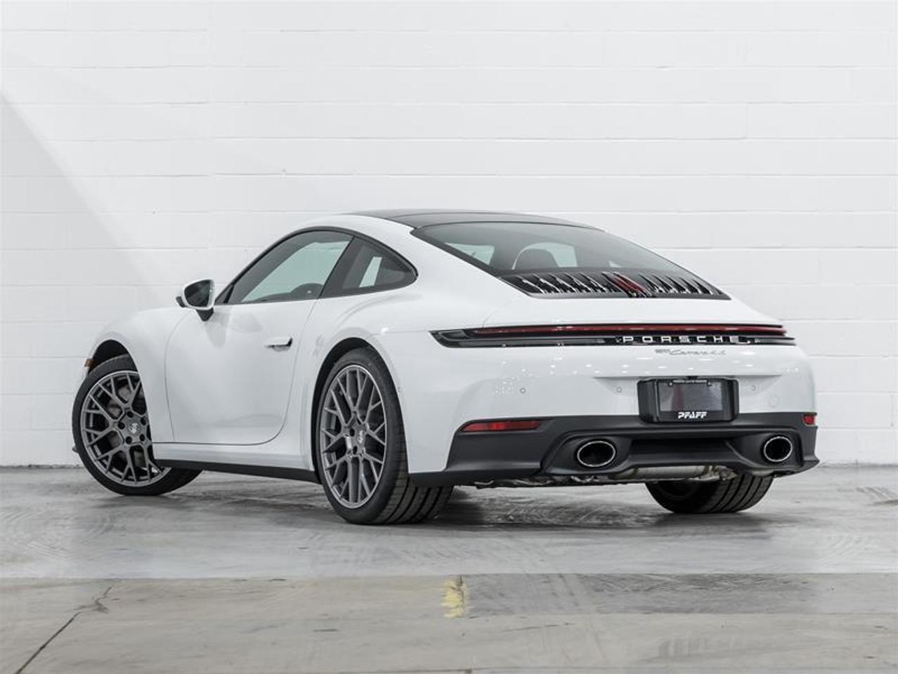 2026 Porsche 911  Photo