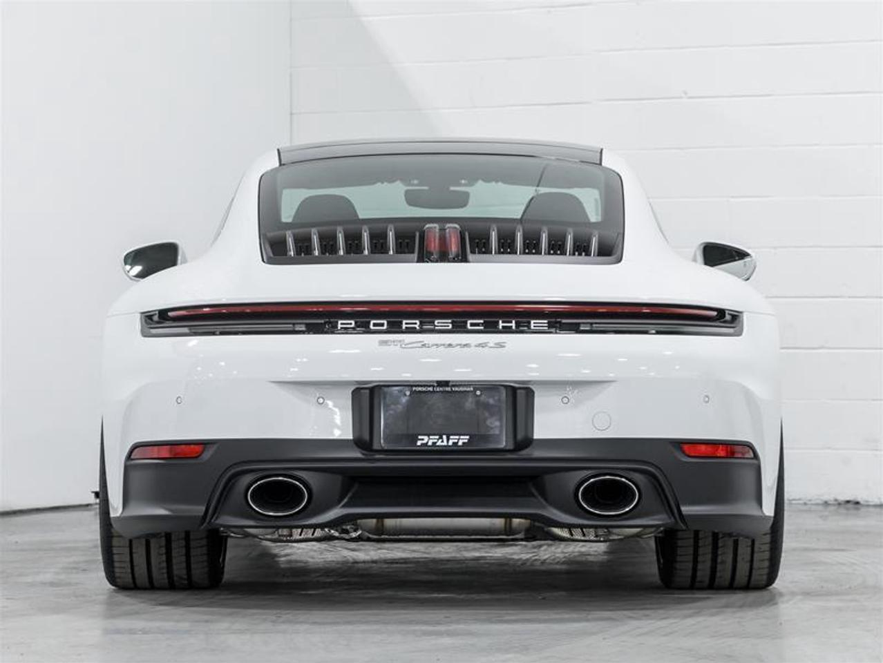 2026 Porsche 911  Photo