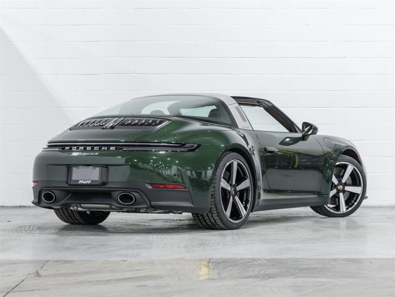 2026 Porsche 911  Photo