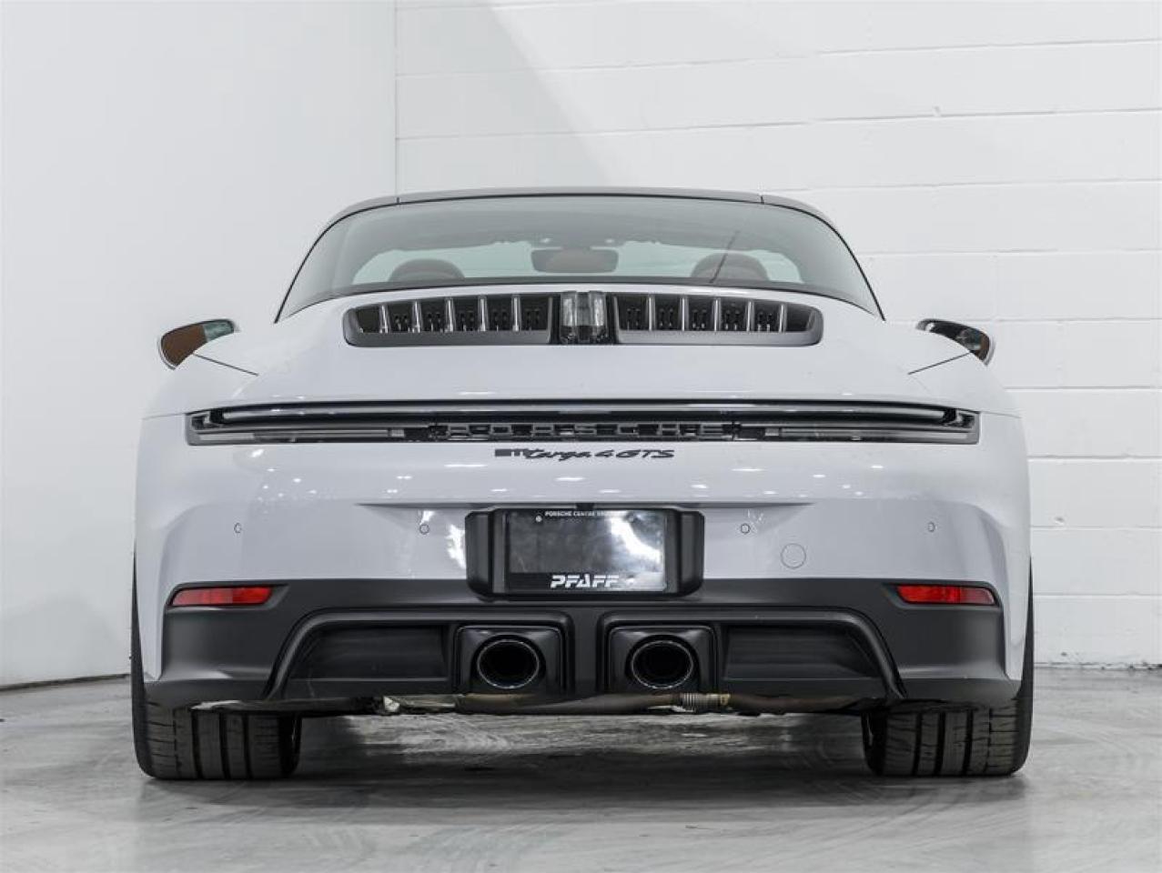 2026 Porsche 911  Photo