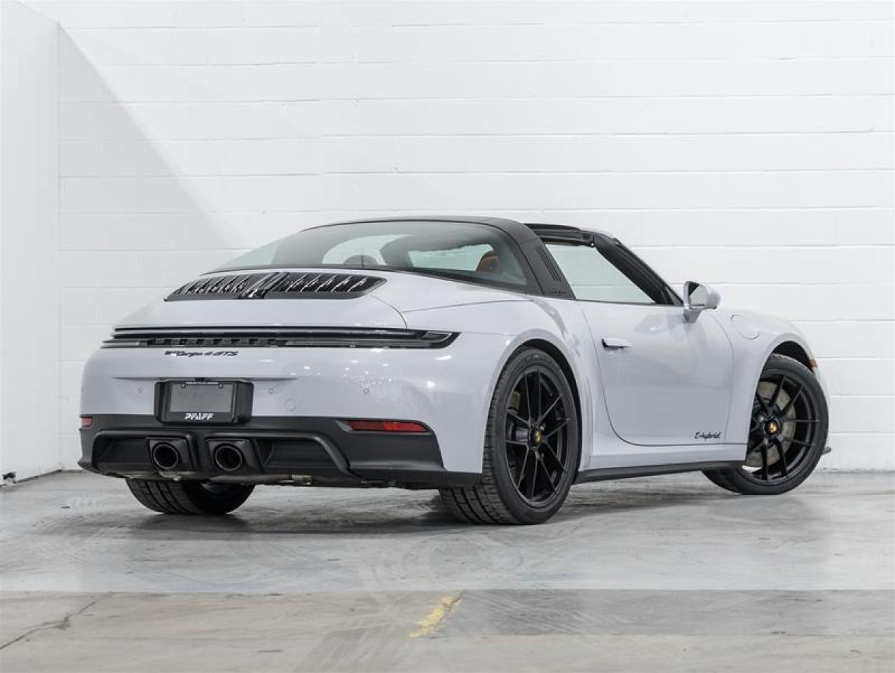 2026 Porsche 911  Photo