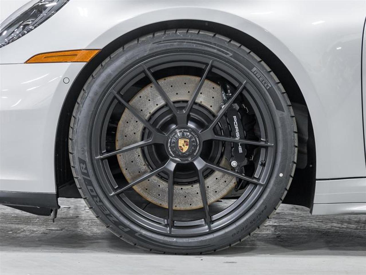 2026 Porsche 911  Photo4