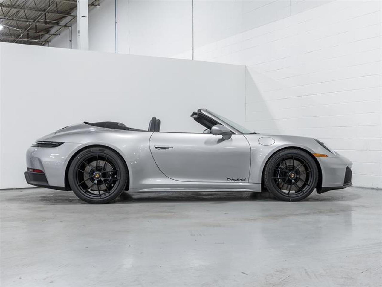 2026 Porsche 911  Photo