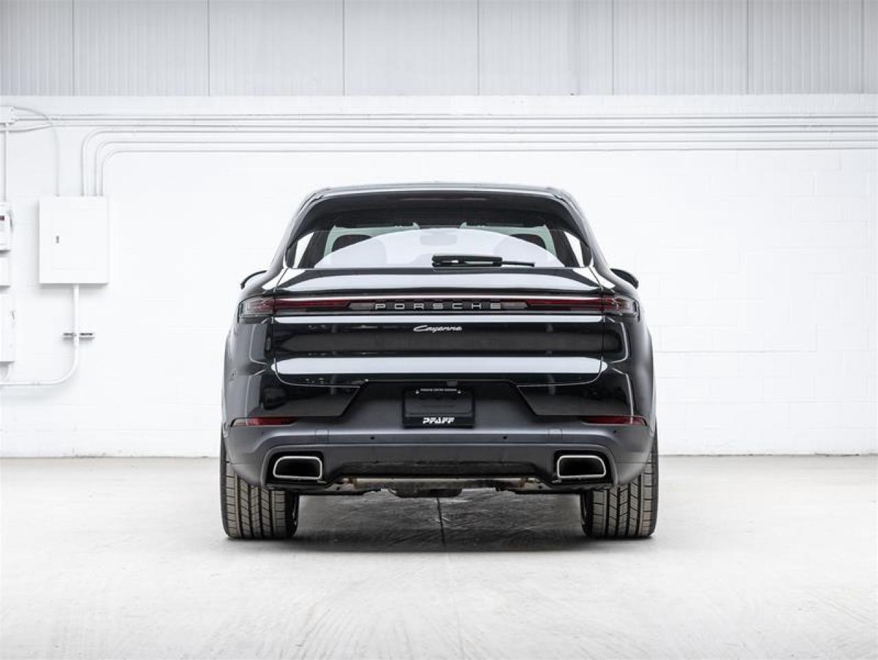 2025 Porsche Cayenne  Photo