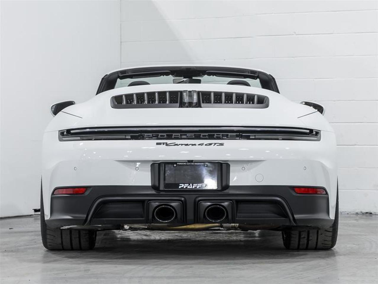 2026 Porsche 911  Photo