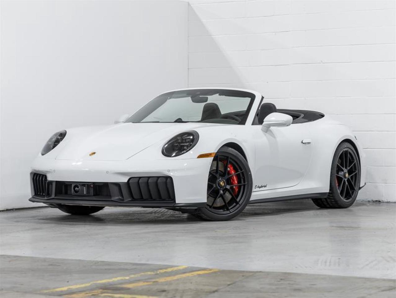 2026 Porsche 911  Photo0