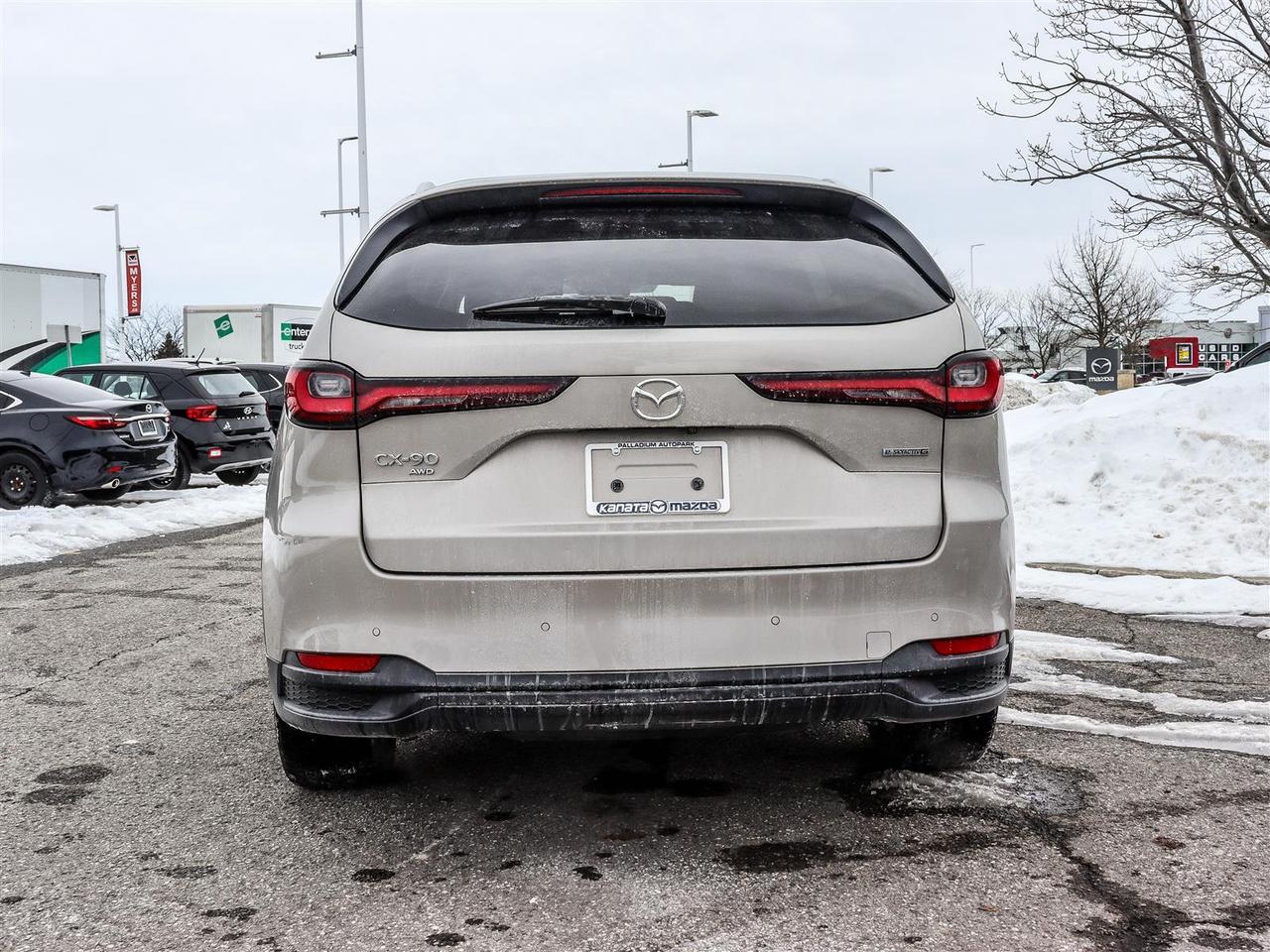 2024 Mazda CX-90 MHEV GS-L 4dr i-ACTIV All-Wheel Drive Sport Utility Photo3