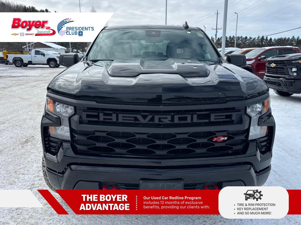 2023 Chevrolet Silverado 1500 Crew Cab Short Box 4-Wheel Drive Custom Trail Boss Photo