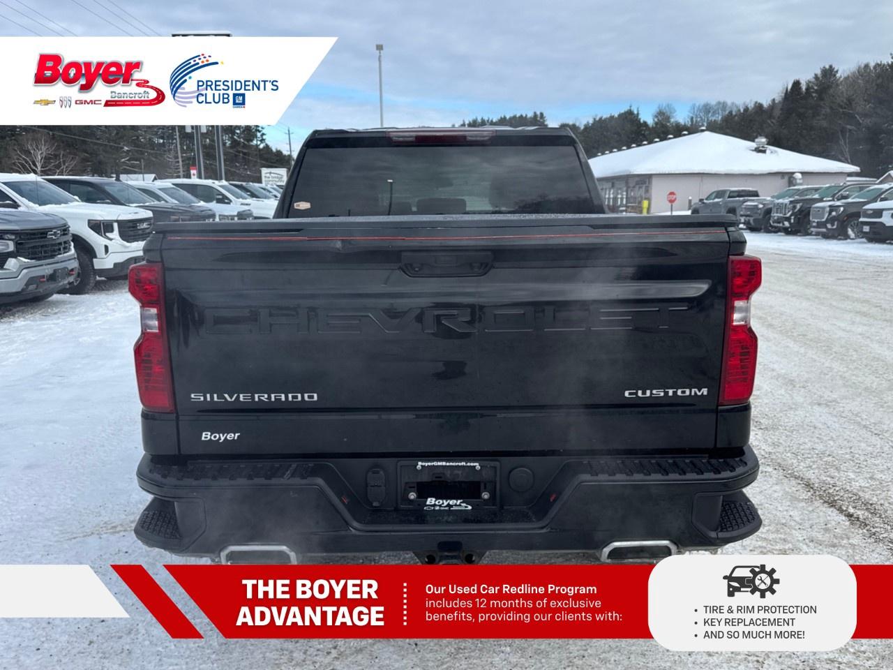 2023 Chevrolet Silverado 1500 Crew Cab Short Box 4-Wheel Drive Custom Trail Boss Photo