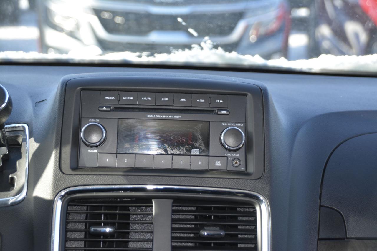 2014 Dodge Grand Caravan GRAND CARAVAN SE Photo