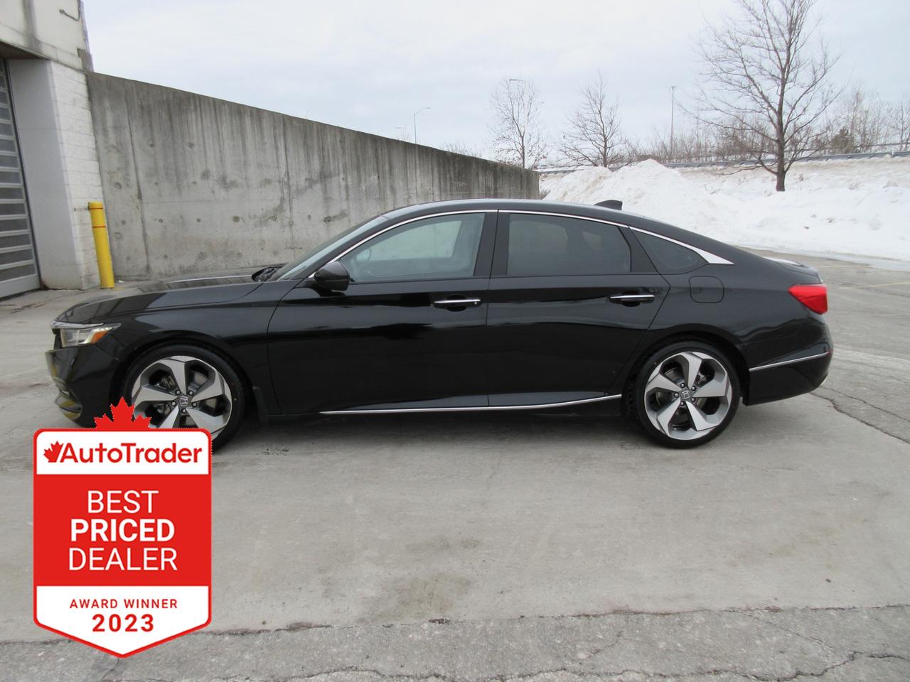 2020 Honda Accord Touring 2.0T 4dr Sedan Photo