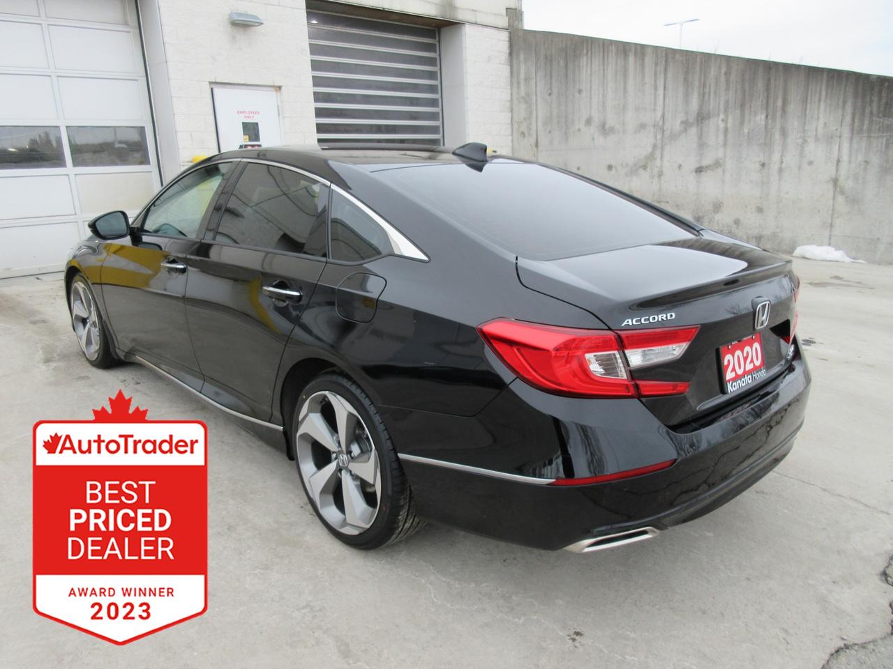 2020 Honda Accord Touring 2.0T 4dr Sedan Photo