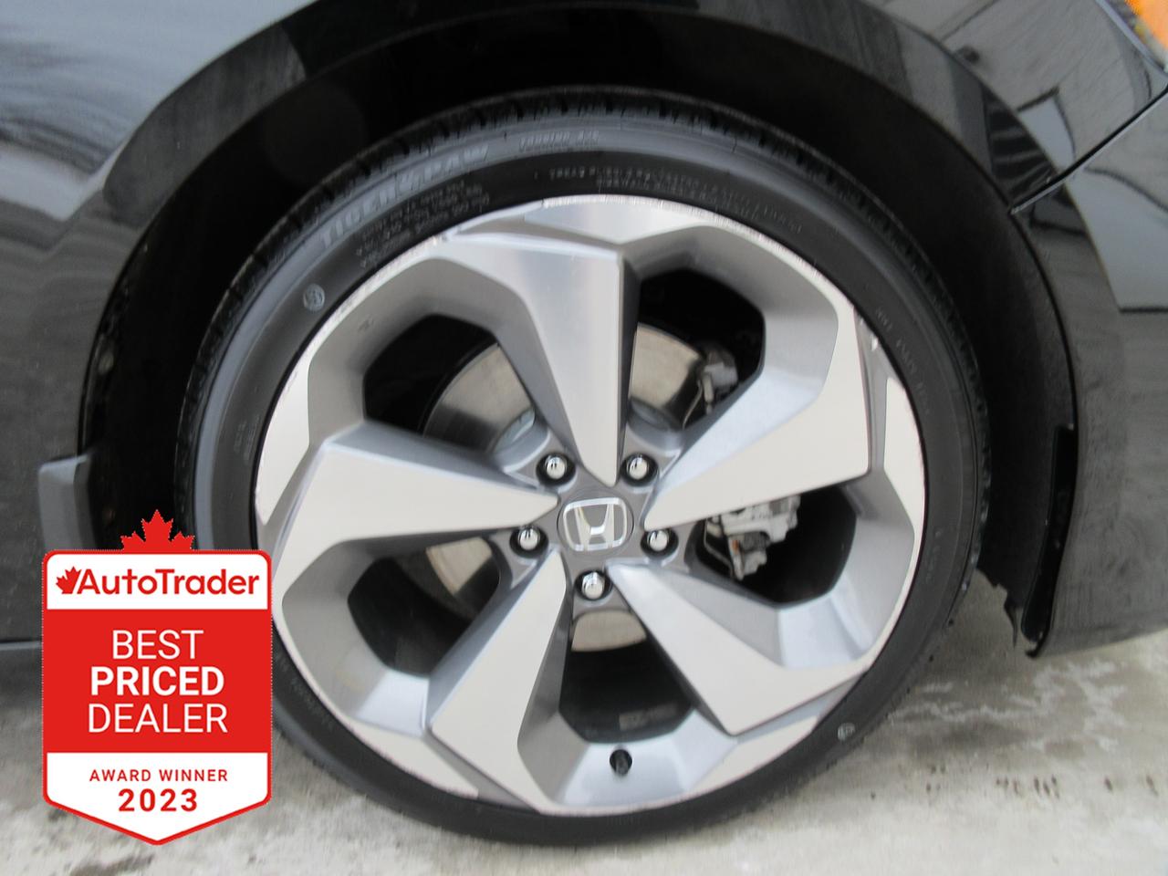 2020 Honda Accord Touring 2.0T 4dr Sedan Photo