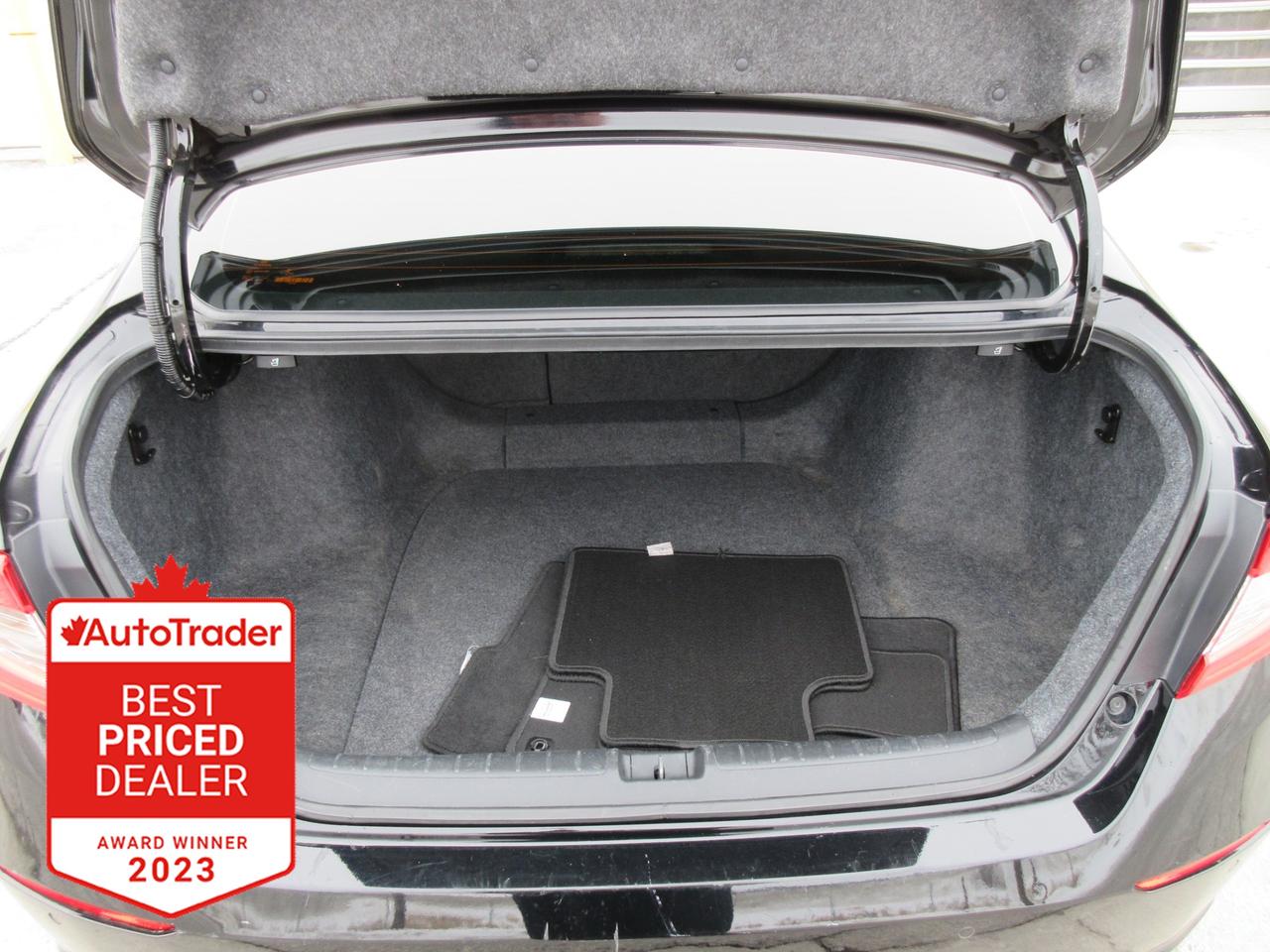 2020 Honda Accord Touring 2.0T 4dr Sedan Photo