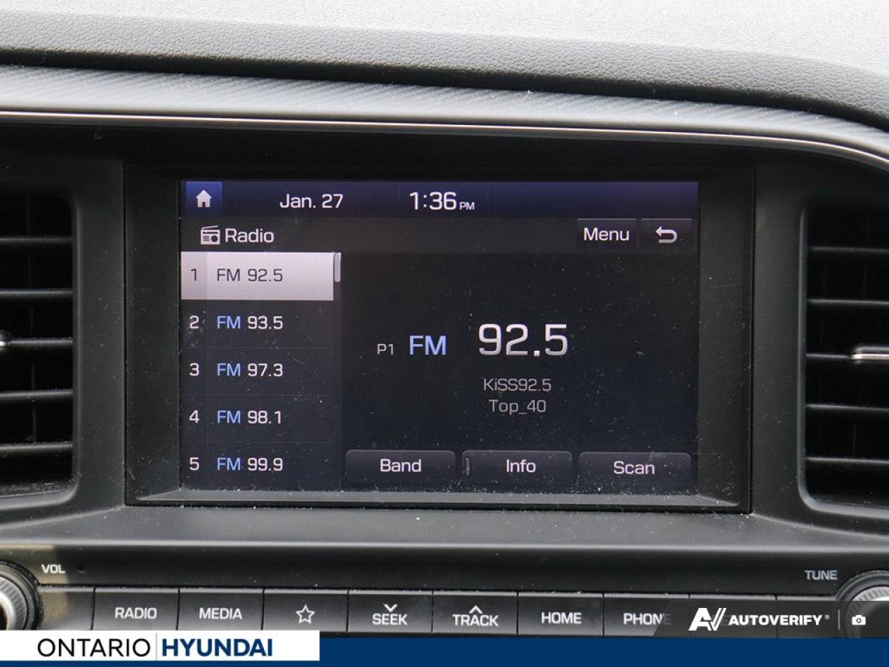 2020 Hyundai Elantra Preferred w/Sun & Safety Package 4dr Sedan Photo