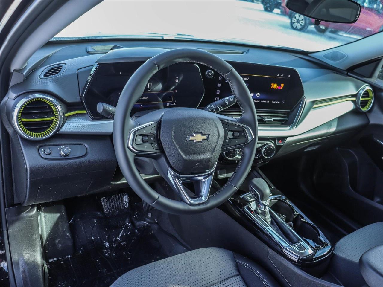 2026 Chevrolet Trax Fwd 4dr Lt Photo