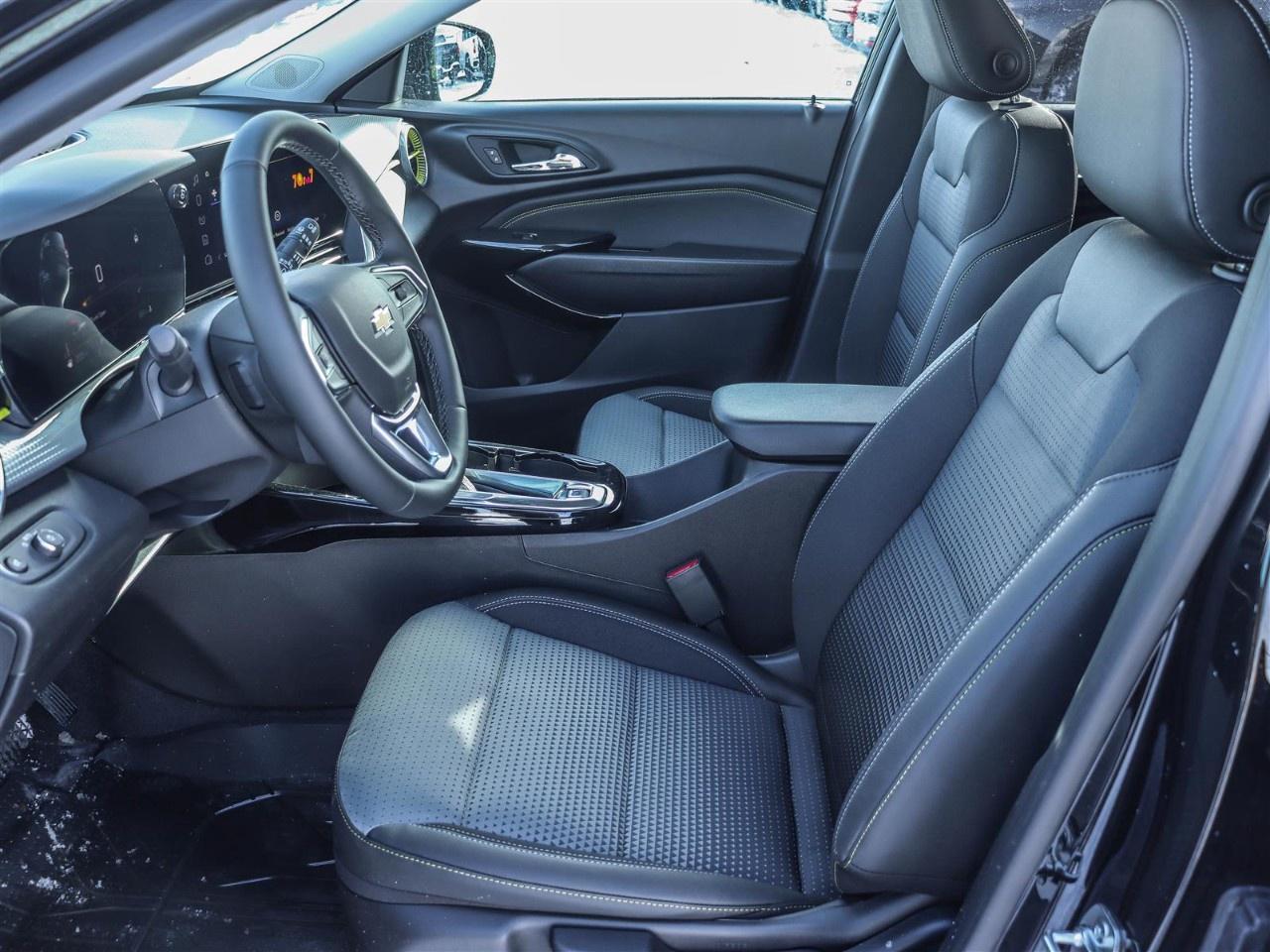 2026 Chevrolet Trax Fwd 4dr Lt Photo