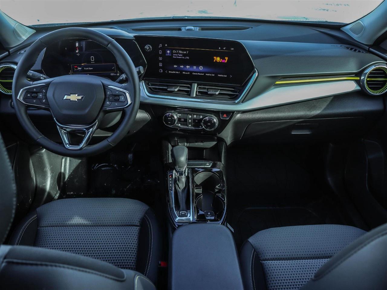 2026 Chevrolet Trax Fwd 4dr Lt Photo