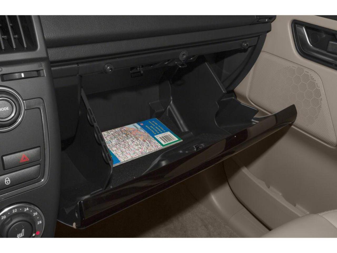 2014 Land Rover LR2 Base 4dr 4x4 Photo