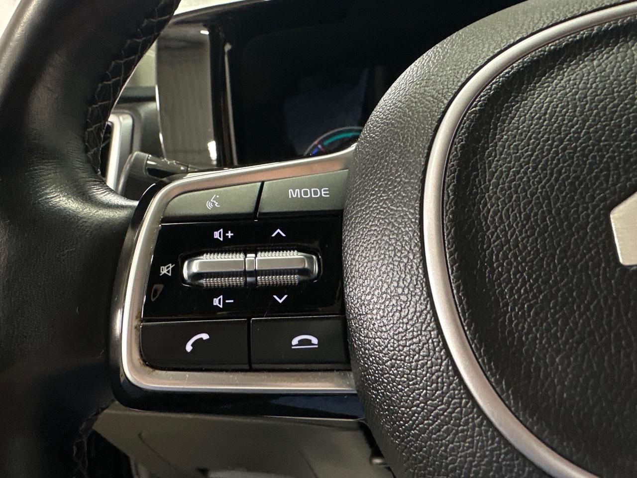 2022 Kia Sorento Hybrid LX 4dr All-Wheel Drive Photo