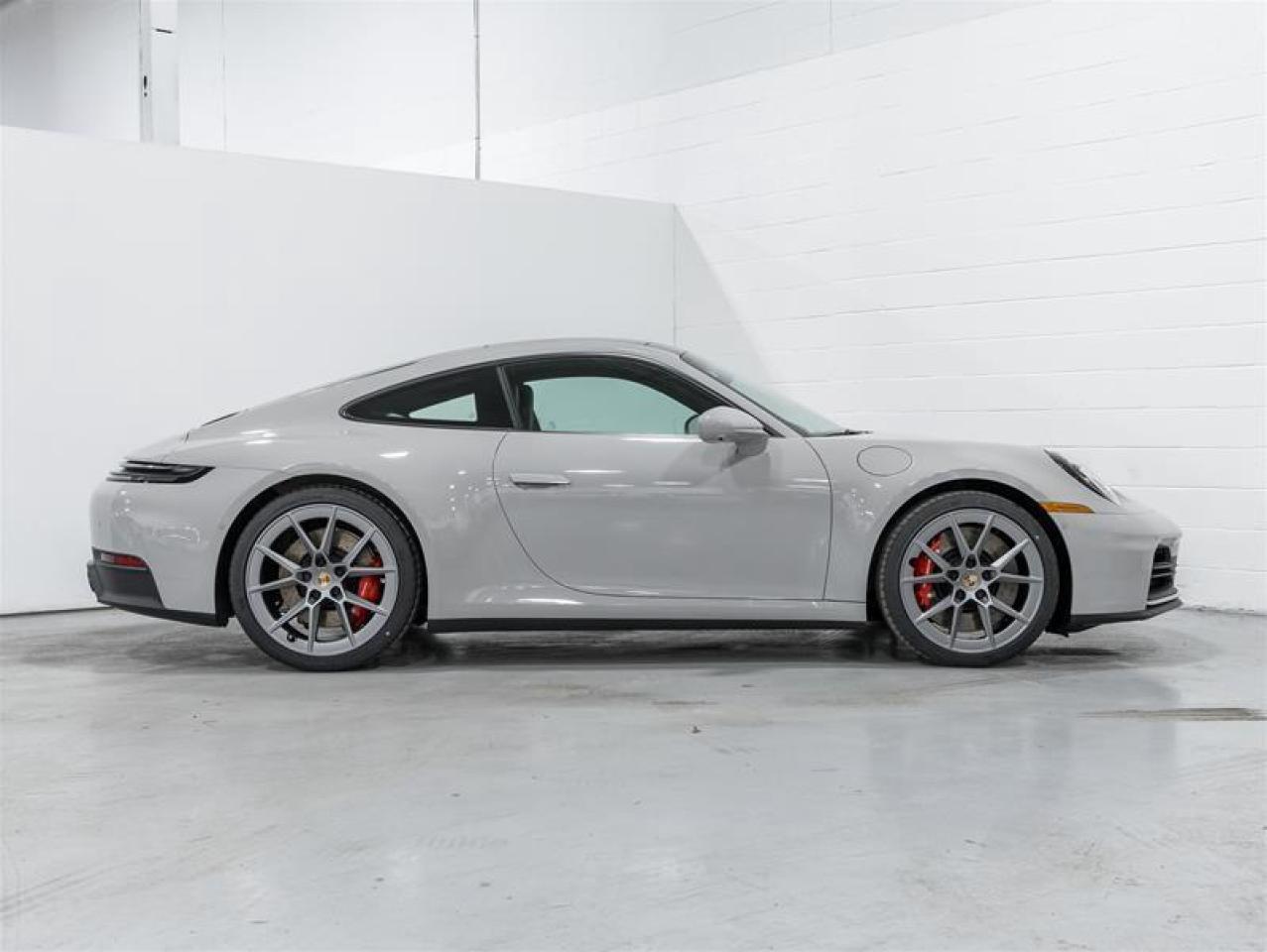 2026 Porsche 911  Photo