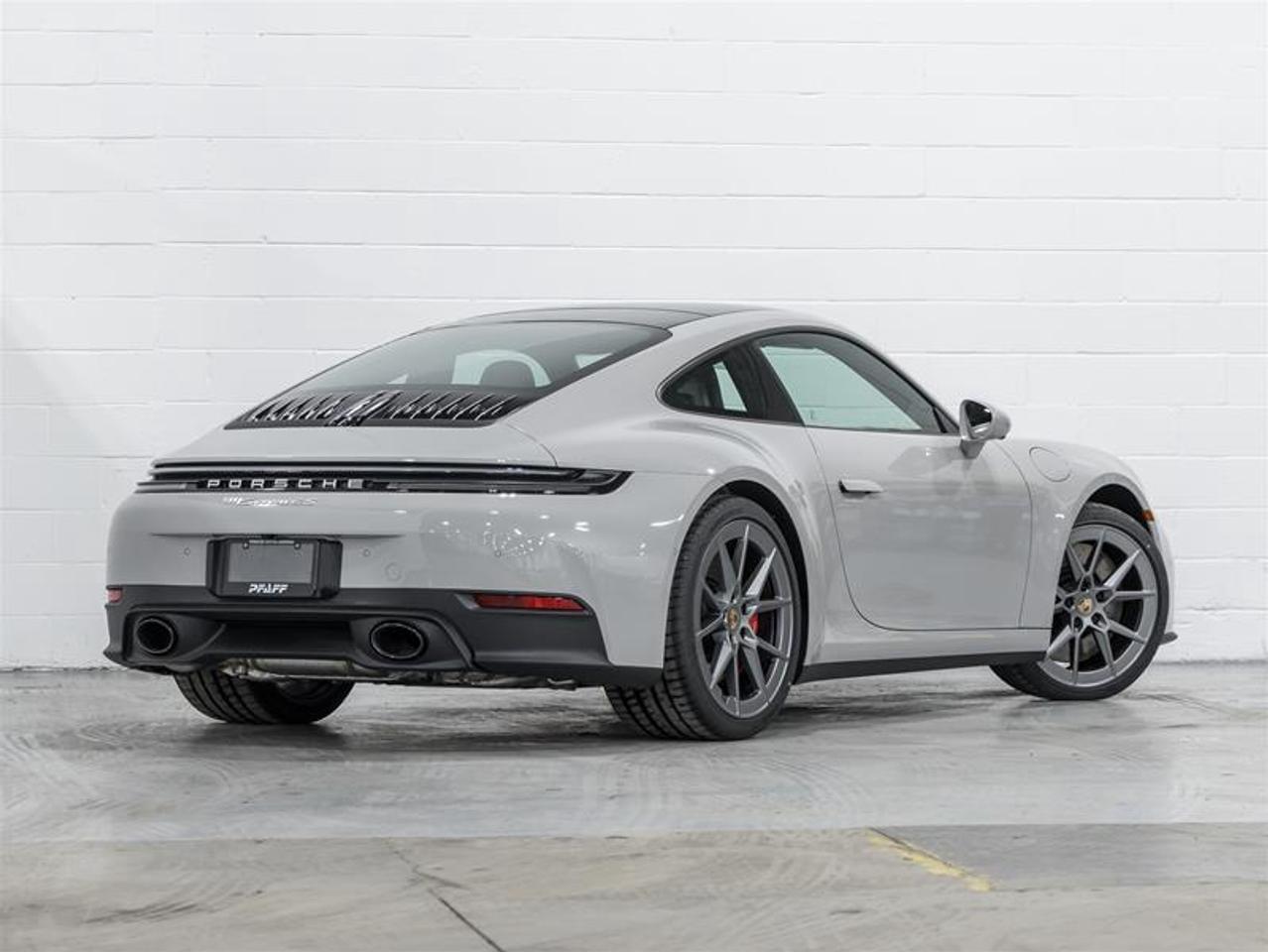 2026 Porsche 911  Photo