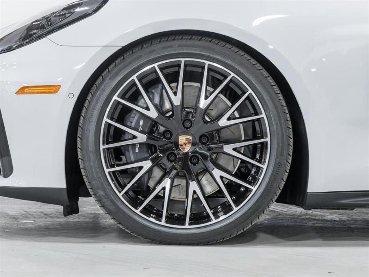 2026 Porsche Panamera  Photo