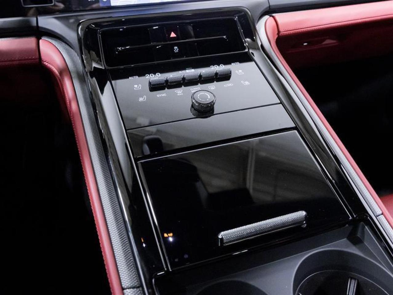 2026 Porsche Panamera  Photo