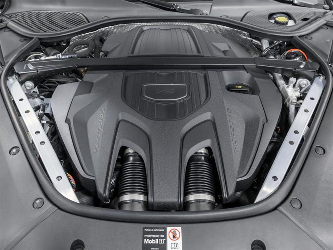 2026 Porsche Panamera  Photo