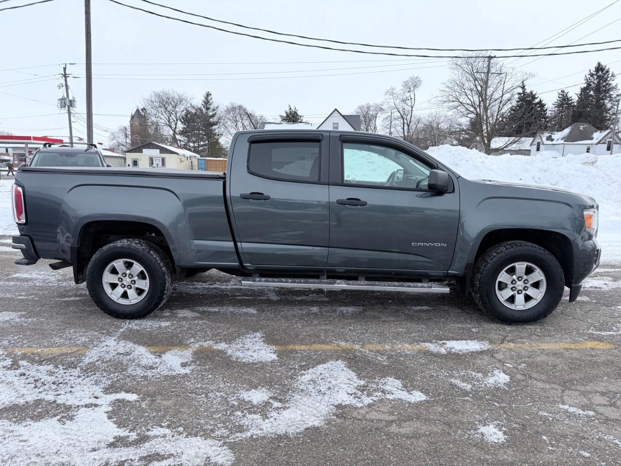 2015 GMC Canyon  Photo3