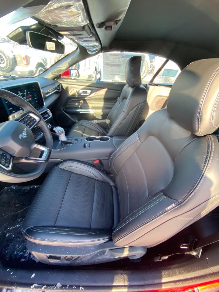 2026 Ford Mustang GT Premium 2dr Convertible Photo