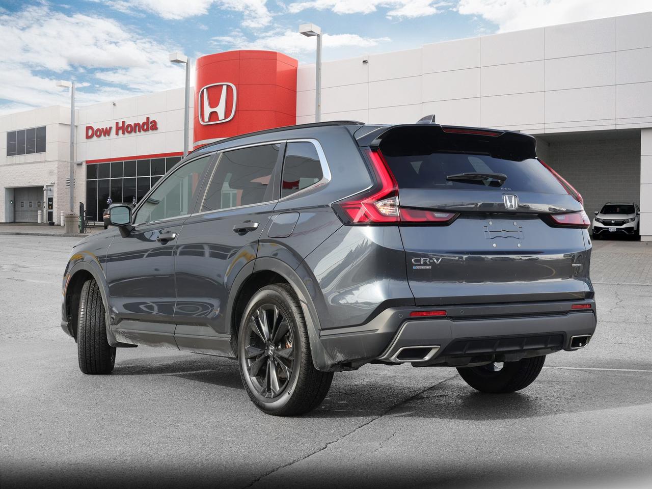 2024 Honda CR-V Hybrid Touring 4dr All-Wheel Drive Photo3