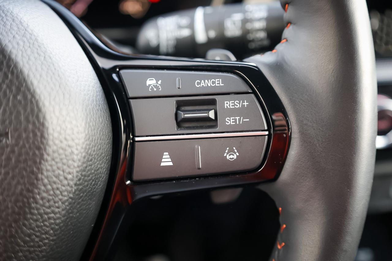 2024 Honda CR-V Hybrid Touring 4dr All-Wheel Drive Photo