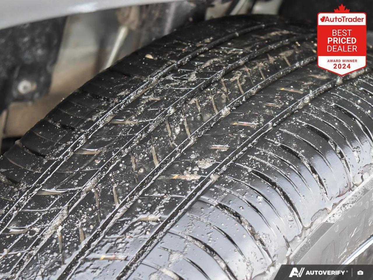 2025 Volkswagen Taos Comfortline 4dr All-Wheel Drive 4MOTION Photo