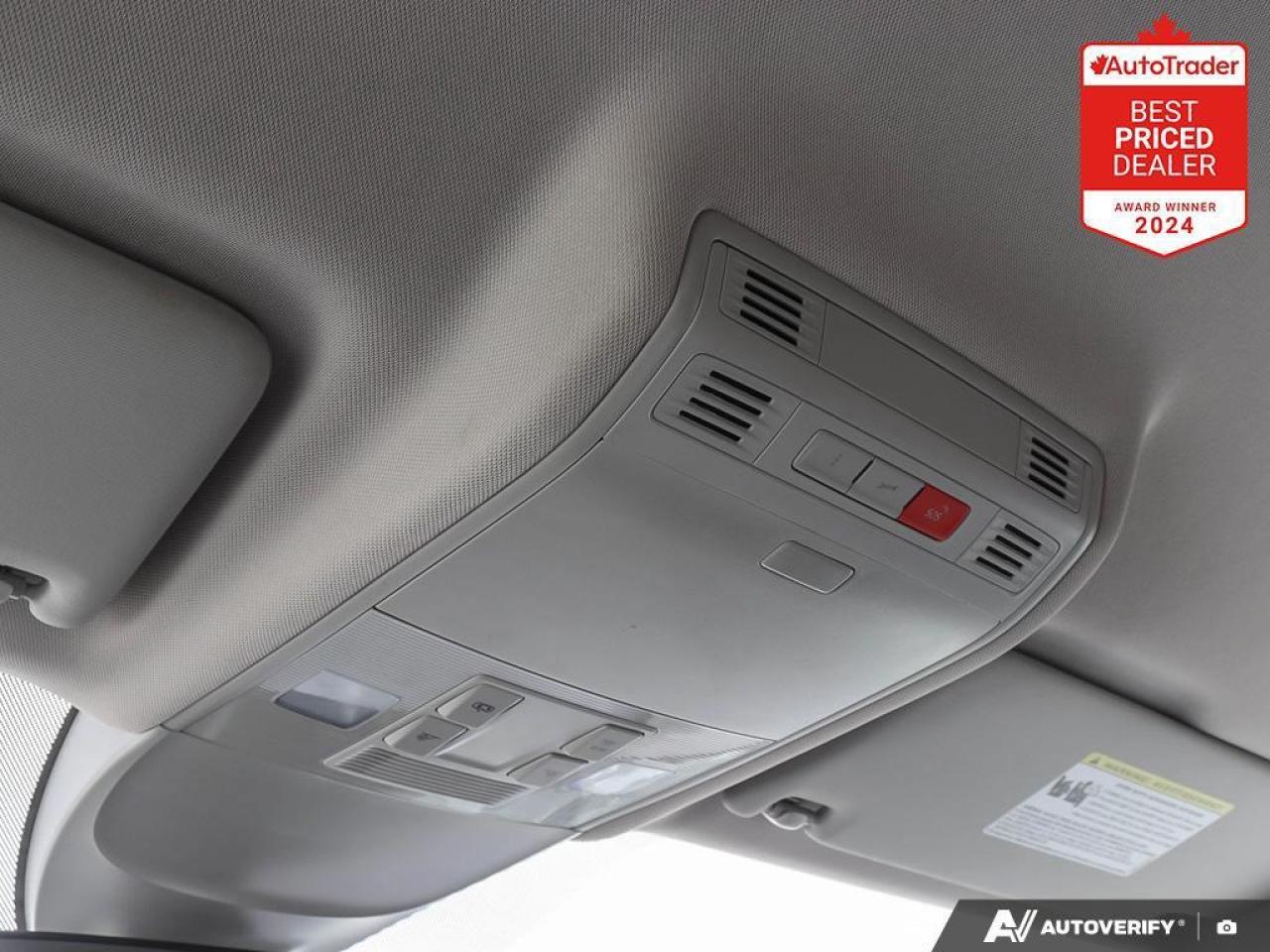 2025 Volkswagen Taos Comfortline 4dr All-Wheel Drive 4MOTION Photo