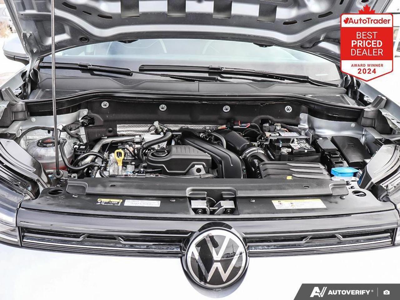 2025 Volkswagen Taos Comfortline 4dr All-Wheel Drive 4MOTION Photo