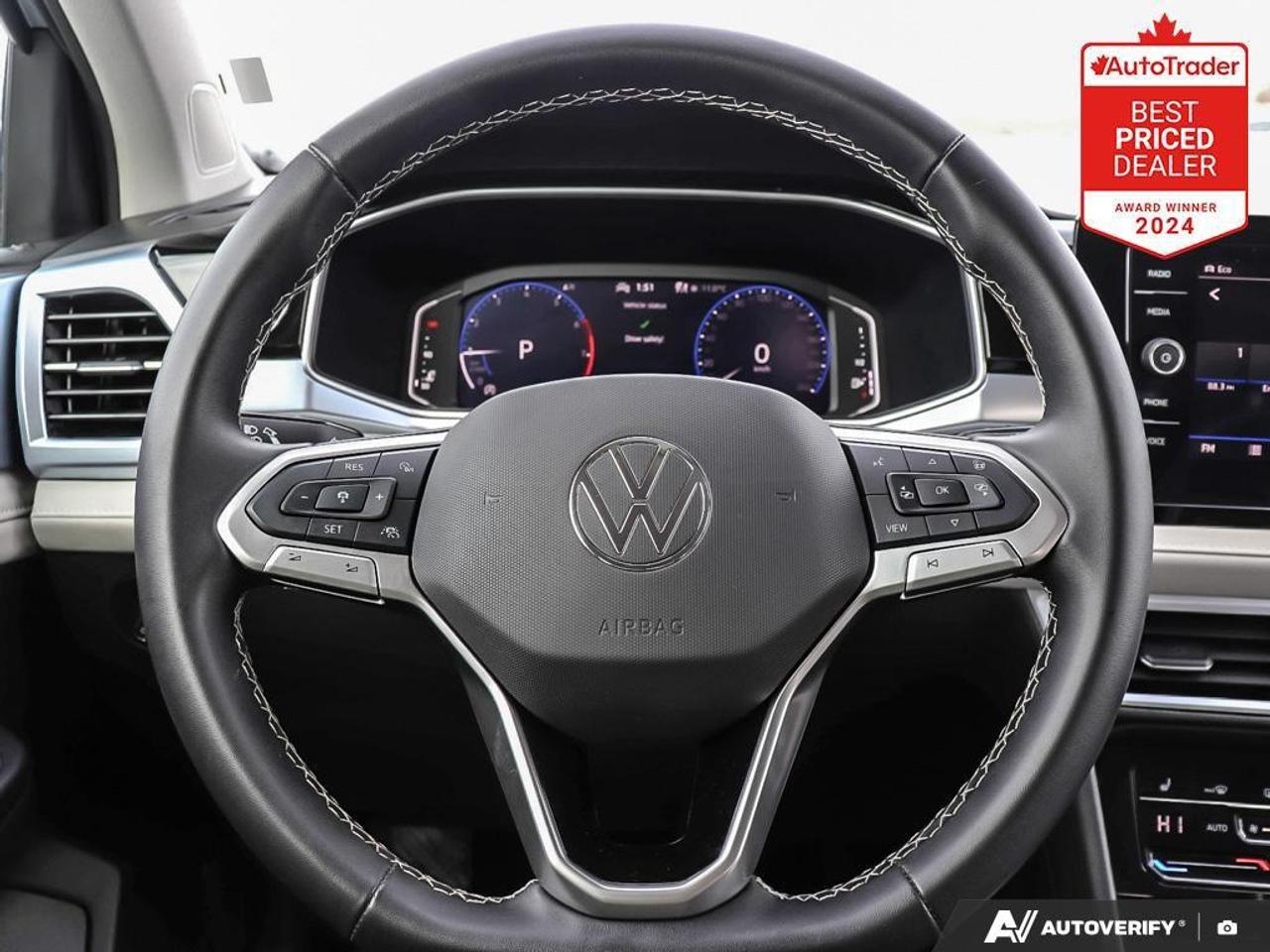 2025 Volkswagen Taos Comfortline 4dr All-Wheel Drive 4MOTION Photo