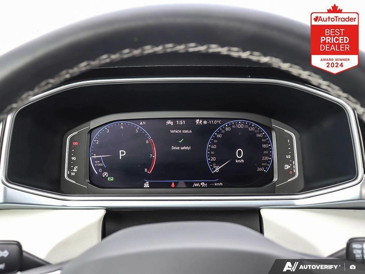 2025 Volkswagen Taos Comfortline 4dr All-Wheel Drive 4MOTION Photo