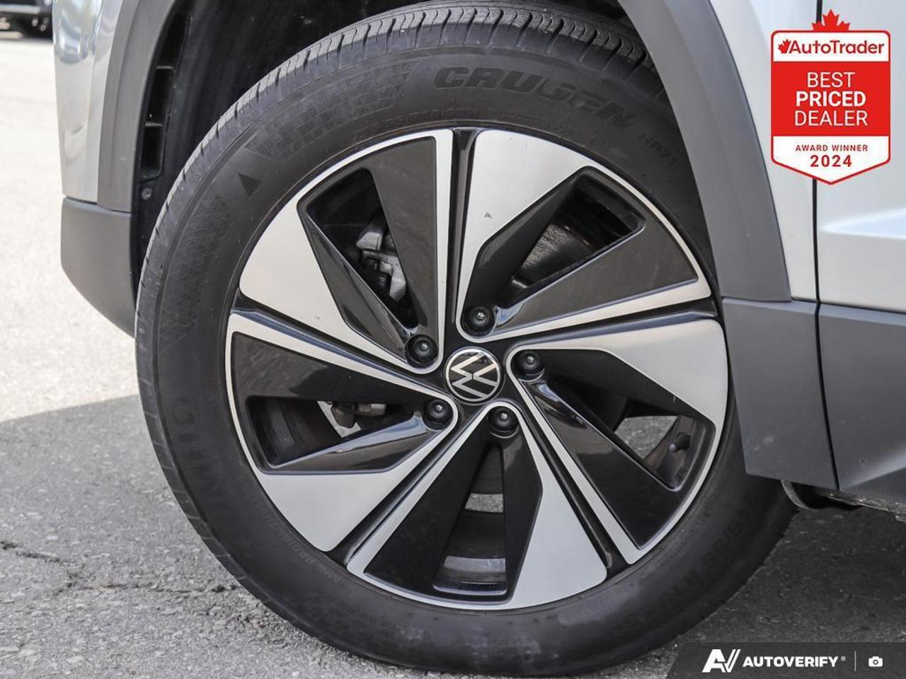 2025 Volkswagen Taos Comfortline 4dr All-Wheel Drive 4MOTION Photo