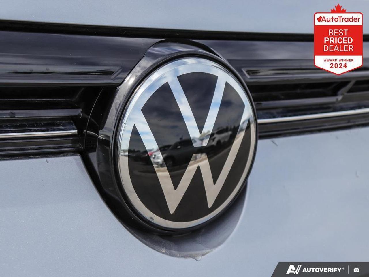 2025 Volkswagen Taos Comfortline 4dr All-Wheel Drive 4MOTION Photo