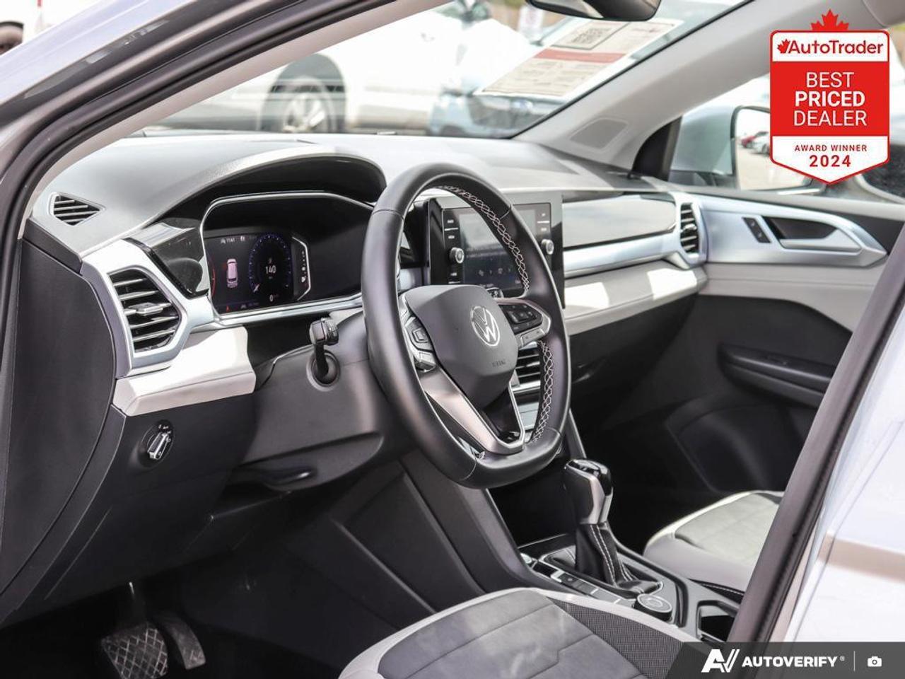 2025 Volkswagen Taos Comfortline 4dr All-Wheel Drive 4MOTION Photo