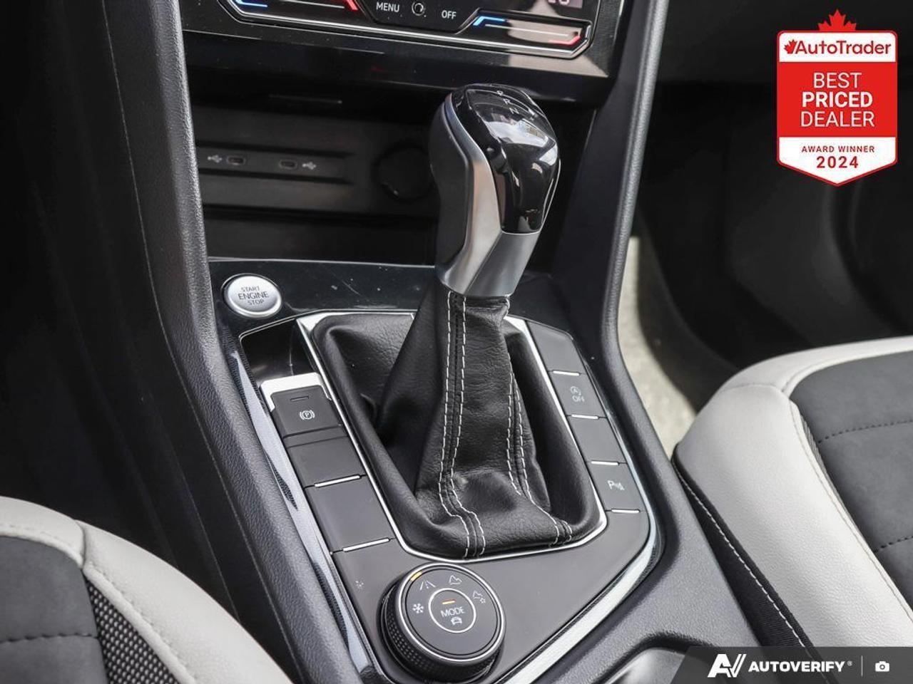 2025 Volkswagen Taos Comfortline 4dr All-Wheel Drive 4MOTION Photo