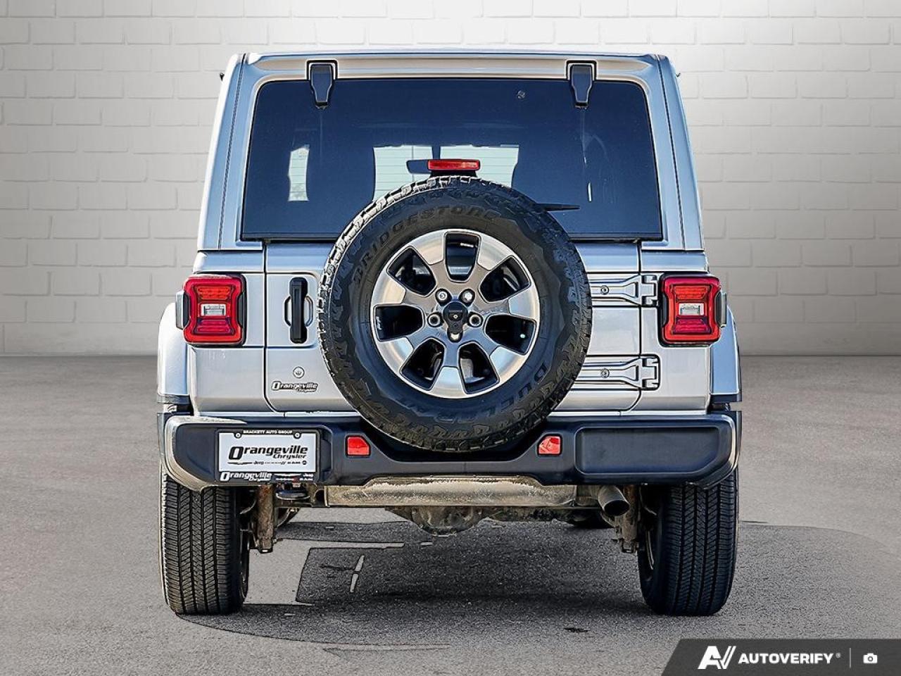 2018 Jeep WRANGLER UNLIMITED Sahara 4x4 Photo