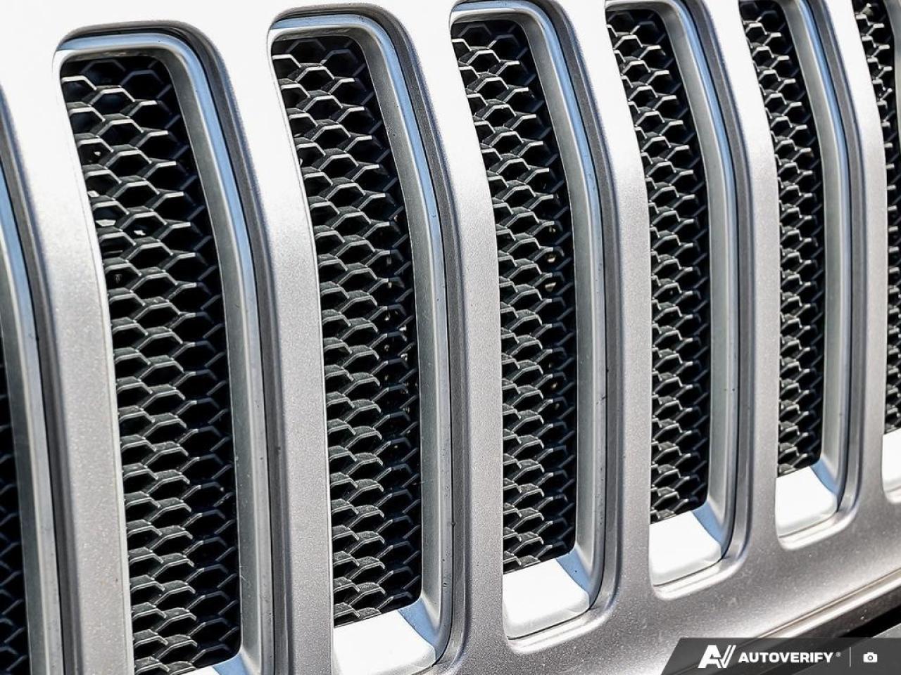 2018 Jeep WRANGLER UNLIMITED Sahara 4x4 Photo