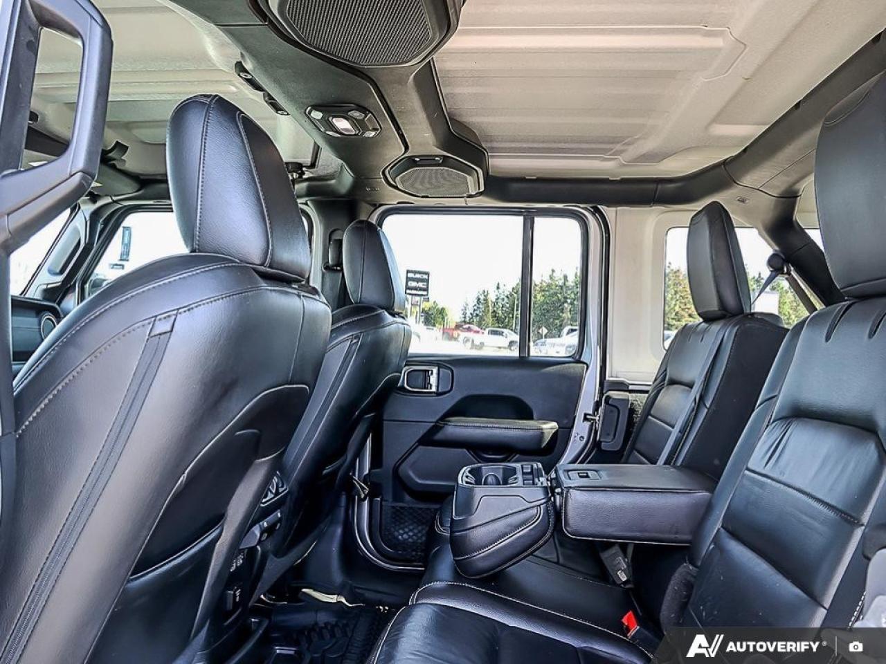 2018 Jeep WRANGLER UNLIMITED Sahara 4x4 Photo