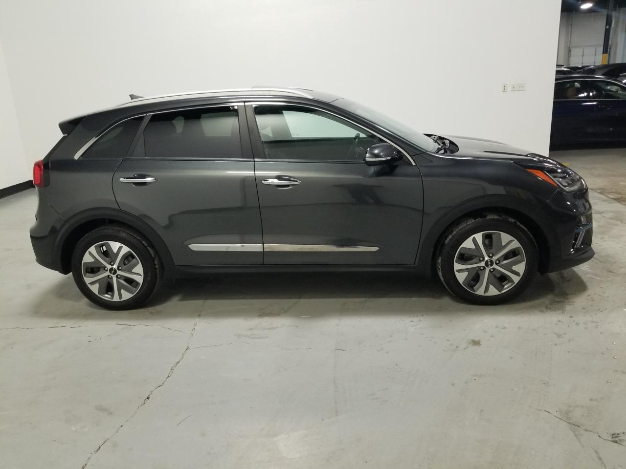 2022 Kia Niro EV SX Touring 4dr Front-Wheel Drive Sport Utility Photo