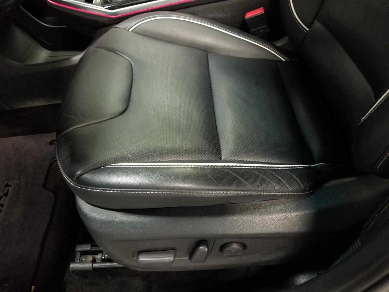 2022 Kia Niro EV SX Touring 4dr Front-Wheel Drive Sport Utility Photo