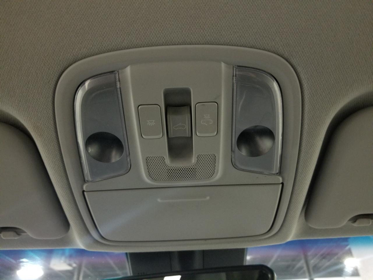 2022 Kia Niro EV SX Touring 4dr Front-Wheel Drive Sport Utility Photo